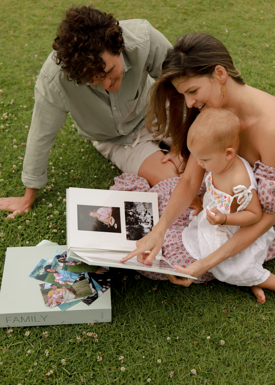 Family ~    Photo Album